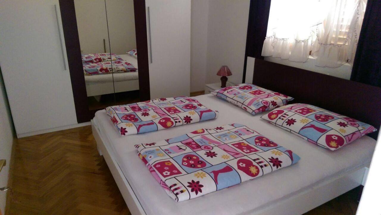 Apartmani Slavica Biograd Na Moru Exterior photo
