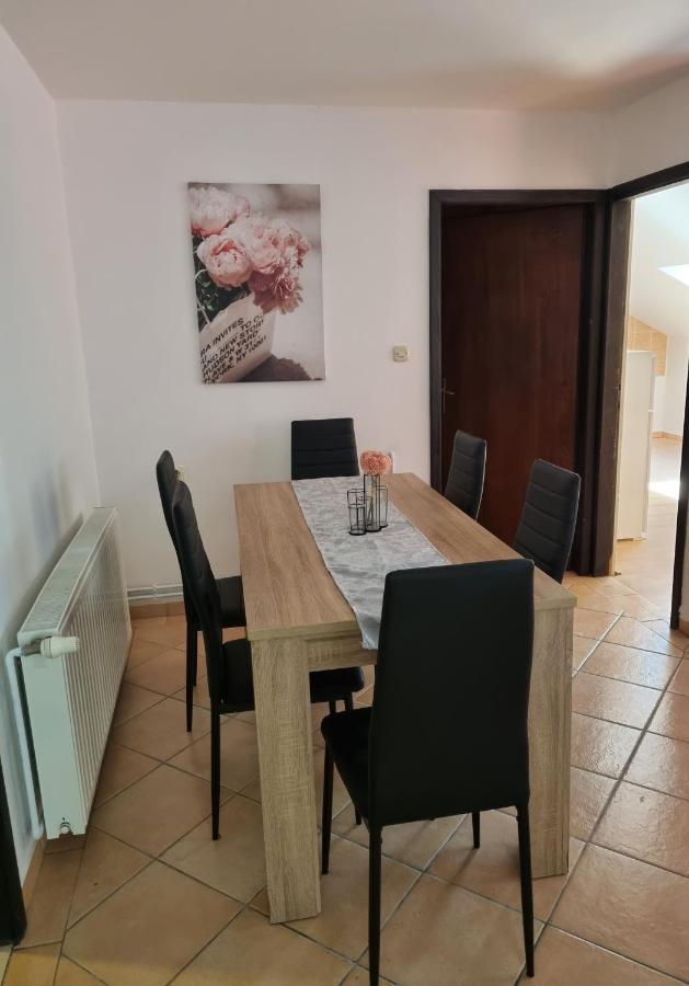 Apartmani Slavica Biograd Na Moru Exterior photo